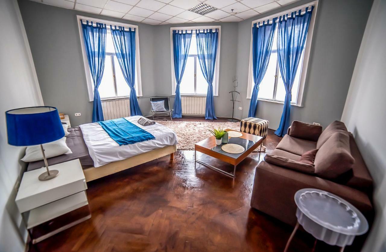 2B Hostel & Rooms Будапеща Екстериор снимка