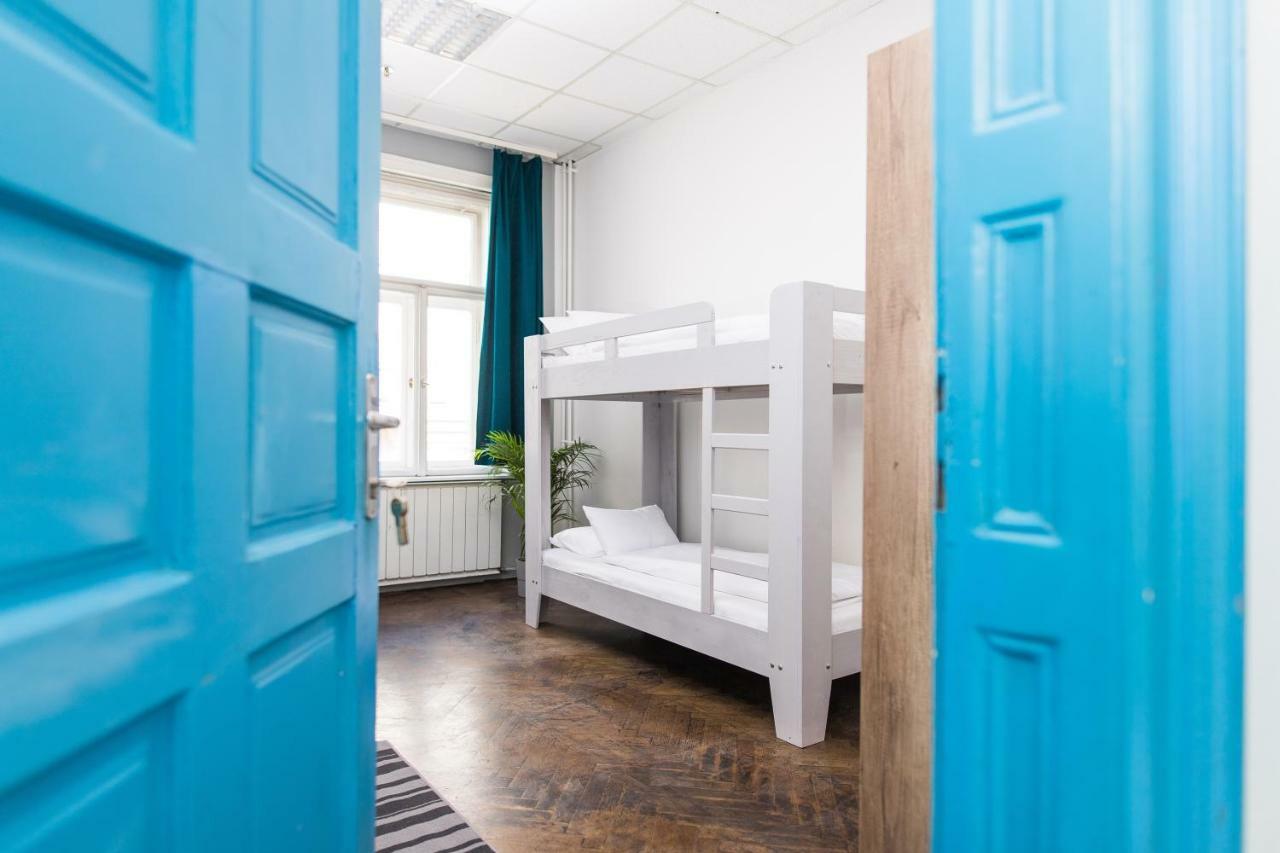 2B Hostel & Rooms Будапеща Екстериор снимка