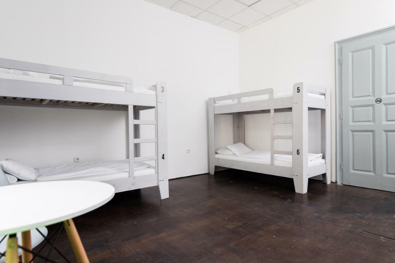 2B Hostel & Rooms Будапеща Екстериор снимка